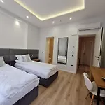 House K21 Hotel *